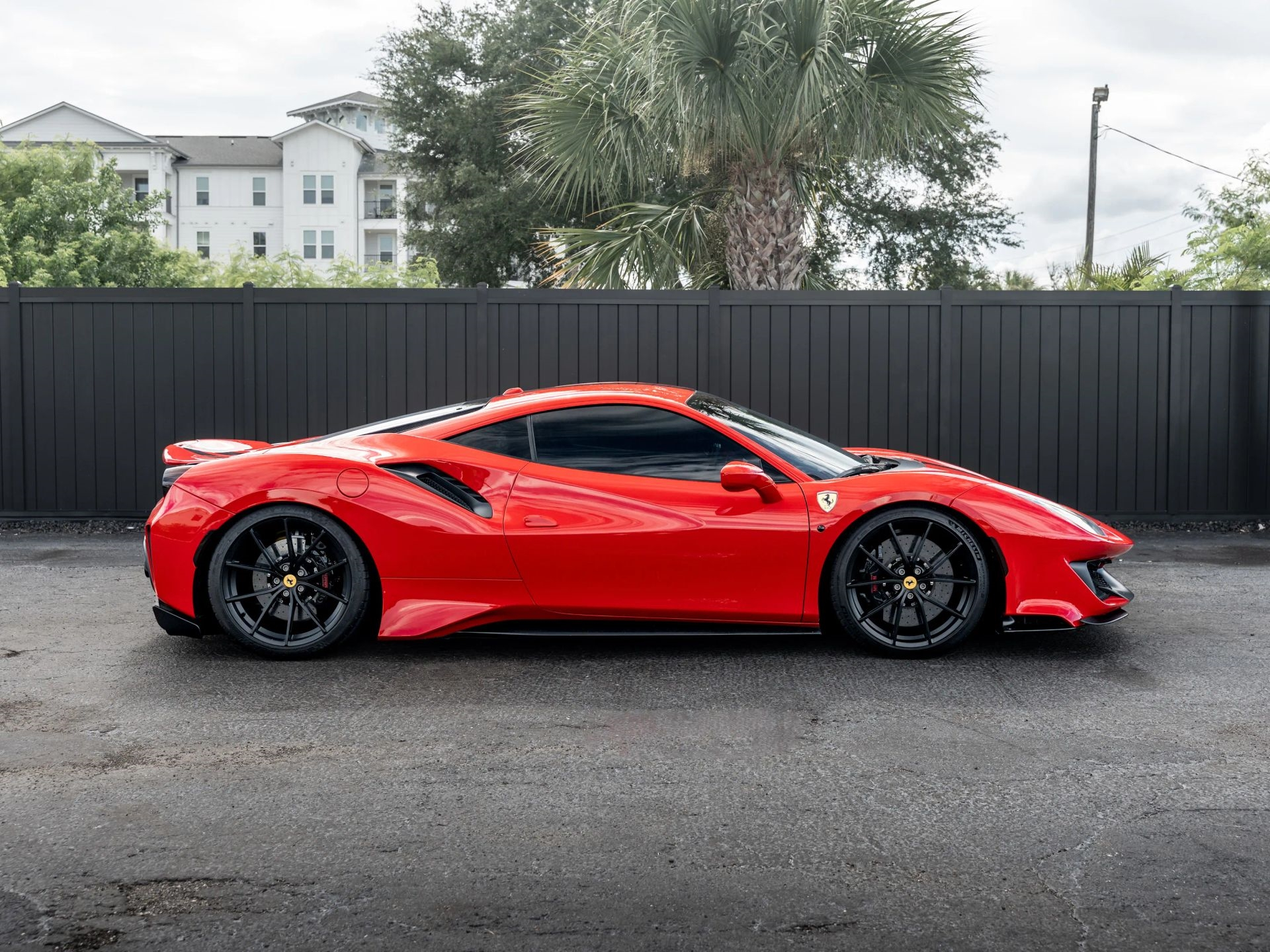 ferrari 488 pista 2019 ZFF90HLA5K0246380 image ferrari 488 pista 2019 ZFF90HLA5K0246380 image